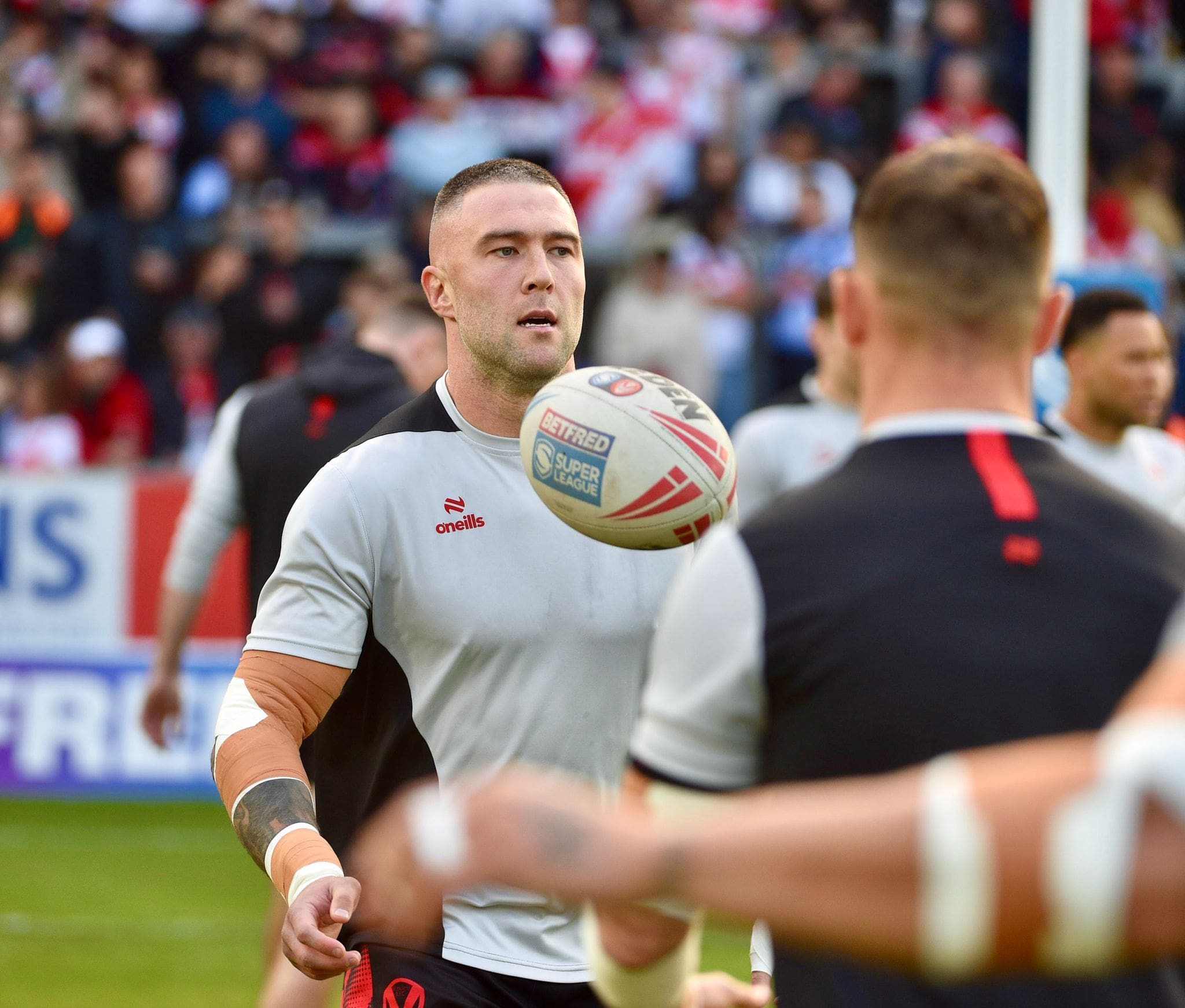 Curtis Sironen prepares to face the Dragons. Image captured by Bernard Platt (@PlattyPhoto)
