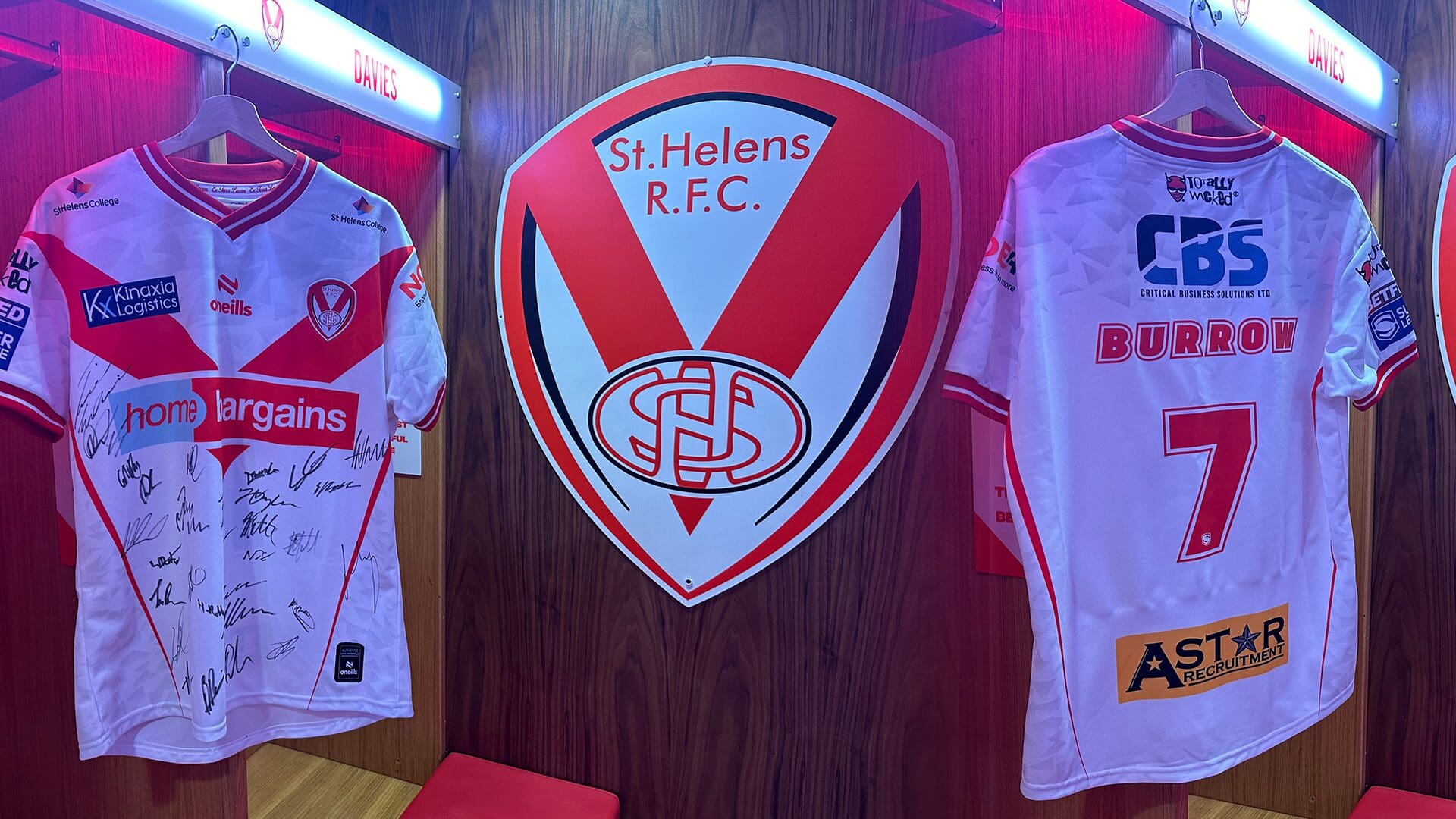Signed saints shirt outlet