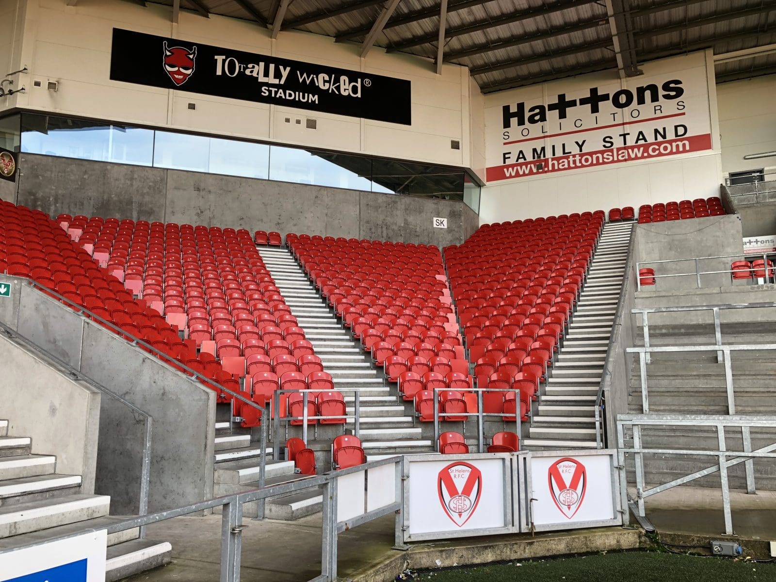 Seat Of The Day: Family Stand | St.Helens R.F.C.1600 x 1200